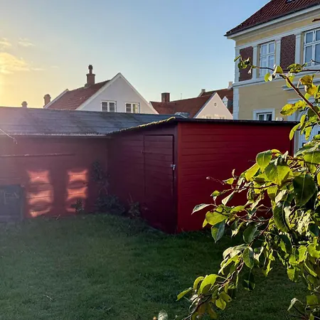 3 Bedroom Amazing In Vakantiehuis *